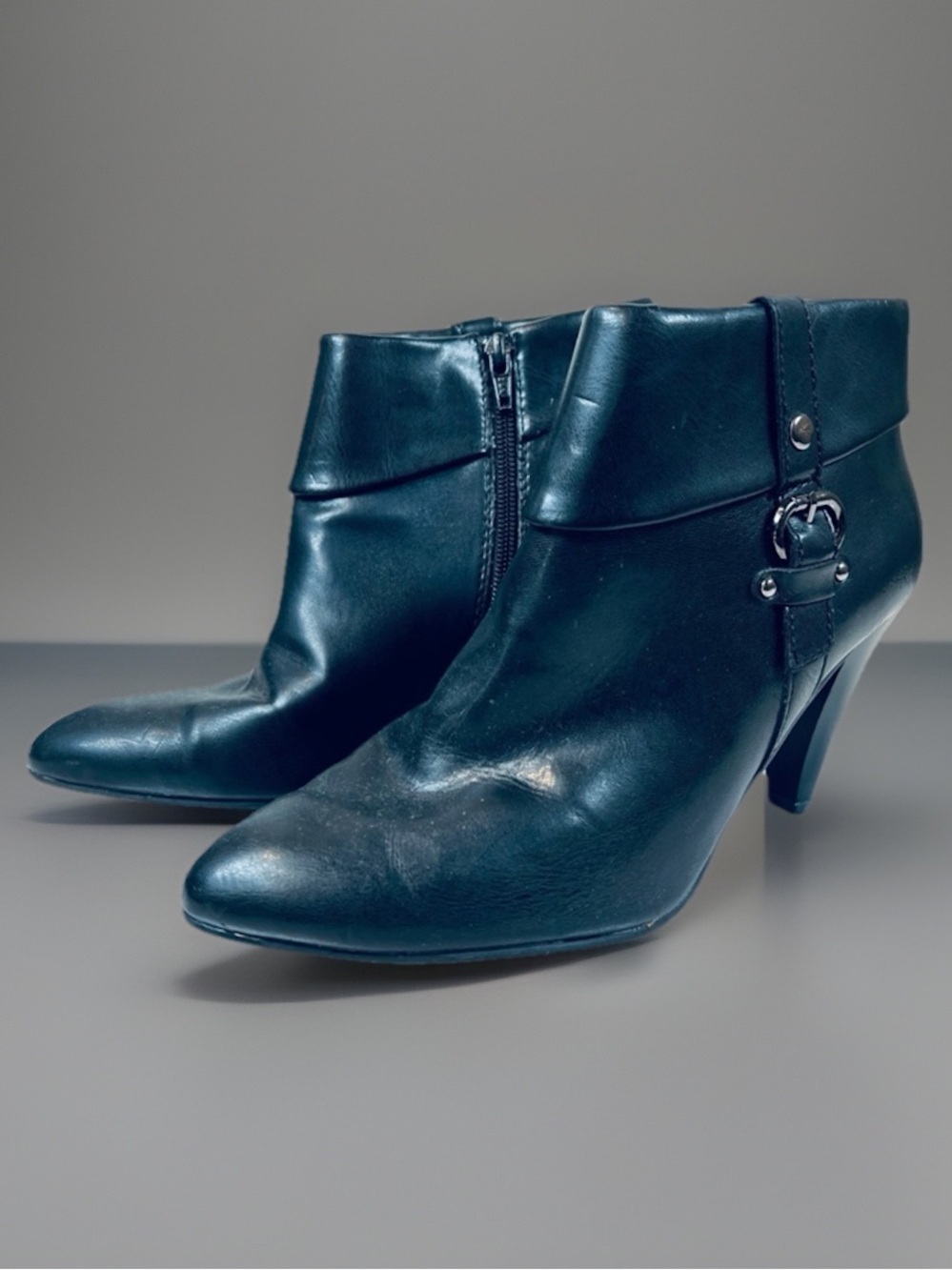 Apostrophe Faux LEATHER Heeled Bootie Boots